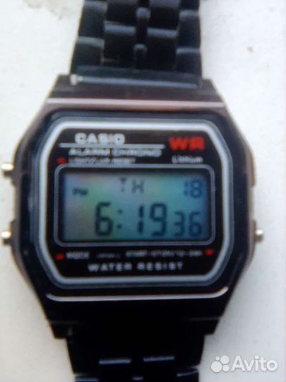 Часы электронные 