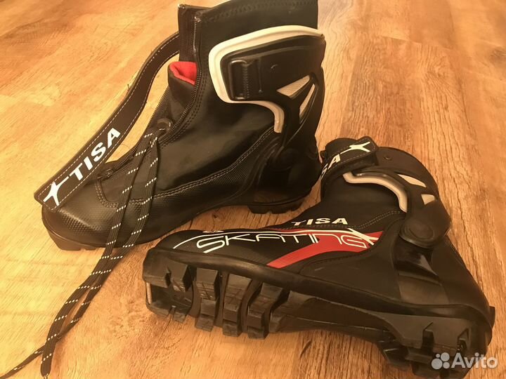 Лыжные ботинки Tisa Skating