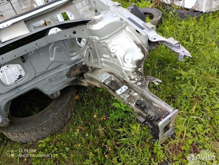 Лонжерон четверть передний левый Volkswagen Passat