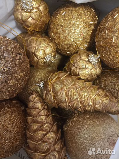 Ёлочные игрушки и новогодние украшения