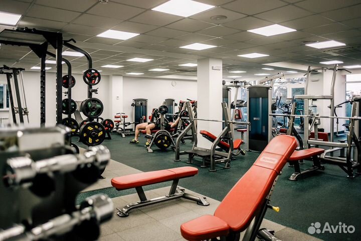 Инструктор фитнес-центра