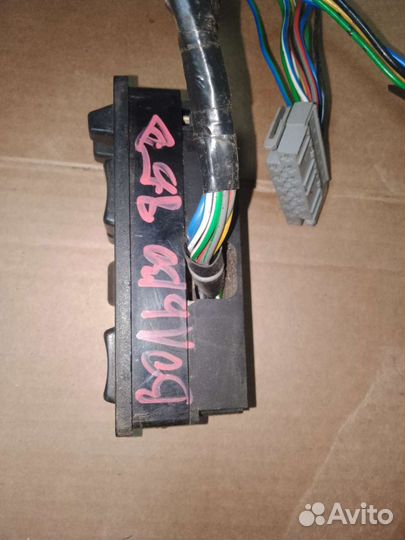 Блок управления стеклоподьемниками Volvo 850