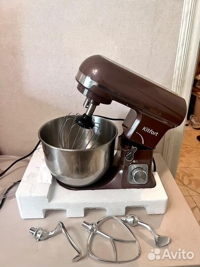 Планетарный миксер Kitfort KT-1343-3