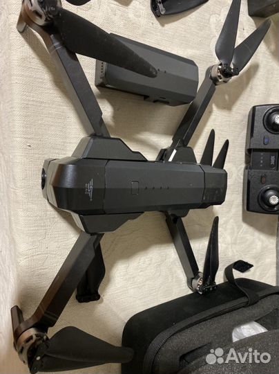 Квадрокоптер sjrc f11