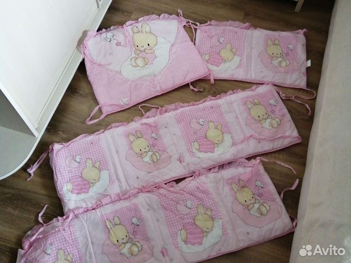 Бортики в детскую кроватку