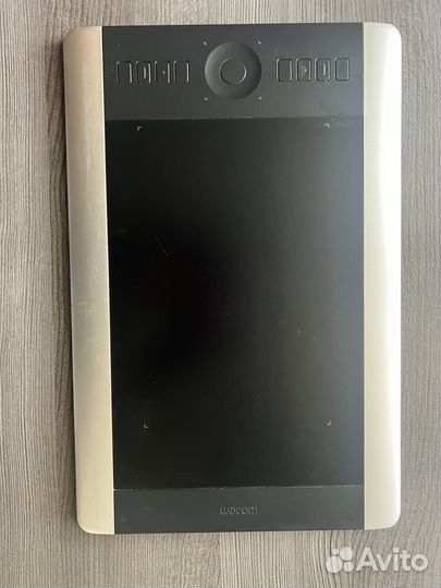 Графический планшет wacom intuos pro