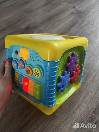 Развивающие игрушки для малышей пакетом