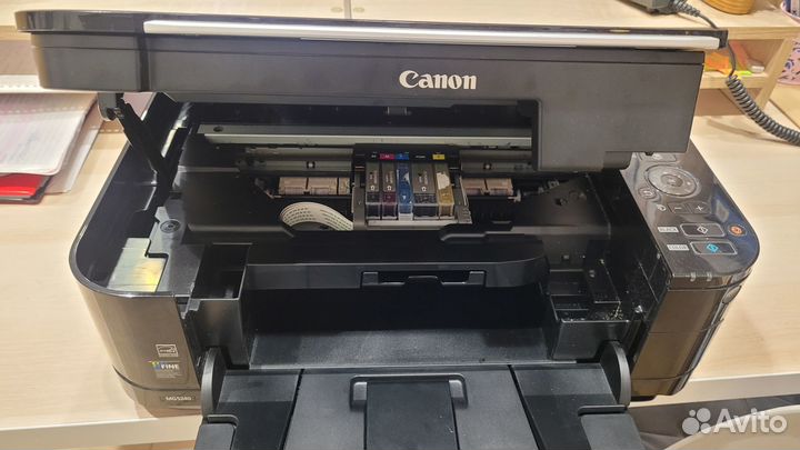 Цветной принтер Canon