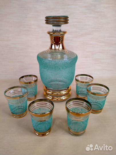 Графин со стопками Обсыпной