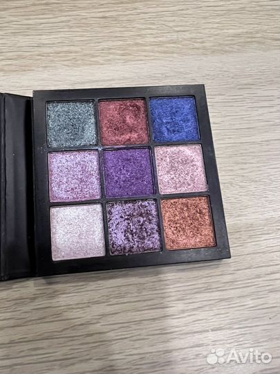 Палетка теней Huda beauty, Gemstone Obsessions