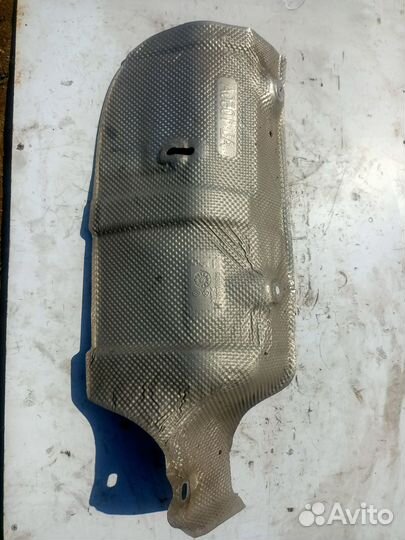 Тепловой экран Renault Sandero 2