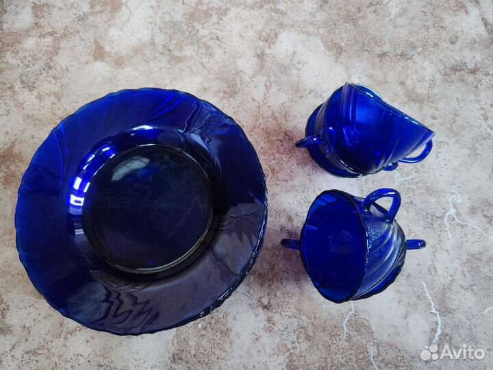 Тарелки и кружки французское стекло