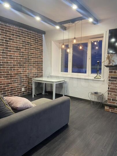 2-к. квартира, 44 м², 9/9 эт.