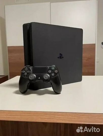 PlayStation 4 slim 500gb