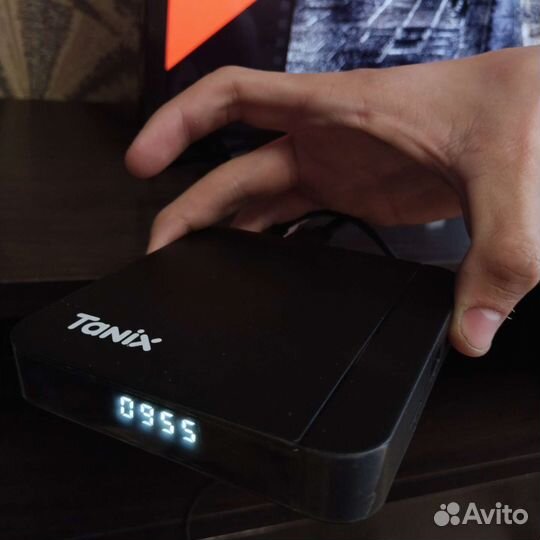 Андроид тв приставка tanix w2