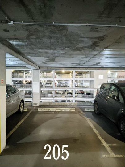 Машиноместо, 15 м²