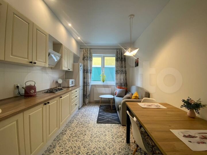 1-к. квартира, 43 м², 1/3 эт.