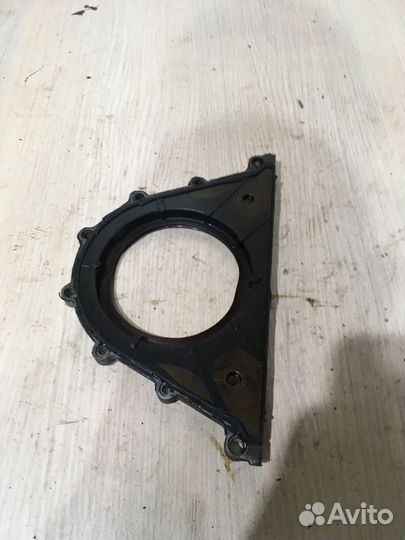 Крышка коленвала задняя BMW 7 Е65 N62 4.4