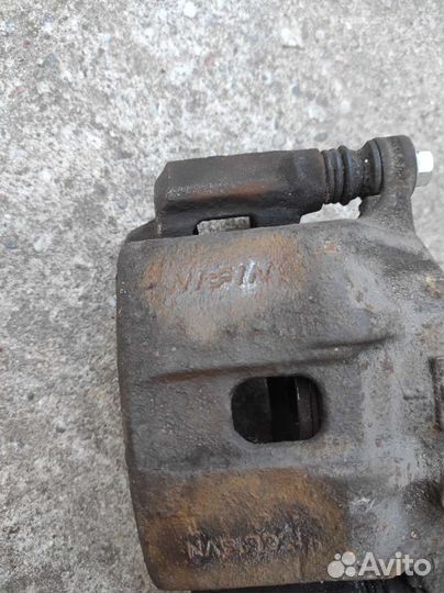 Суппорт левый передний Nissin 15cl13vn