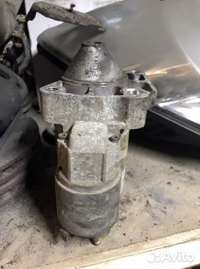 Renault Logan стартер на двигатель 1.4-1.6