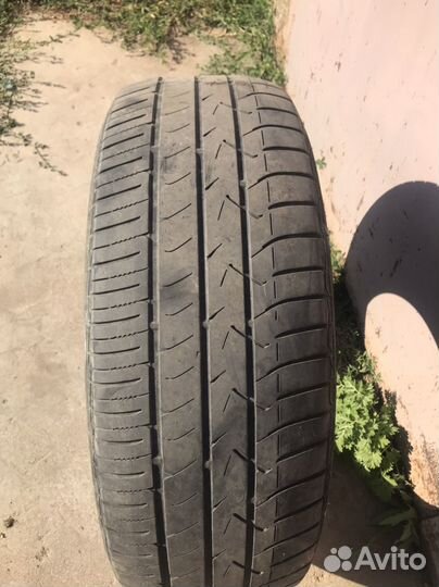 Toyo Tranpath MPZ 215/65 R16