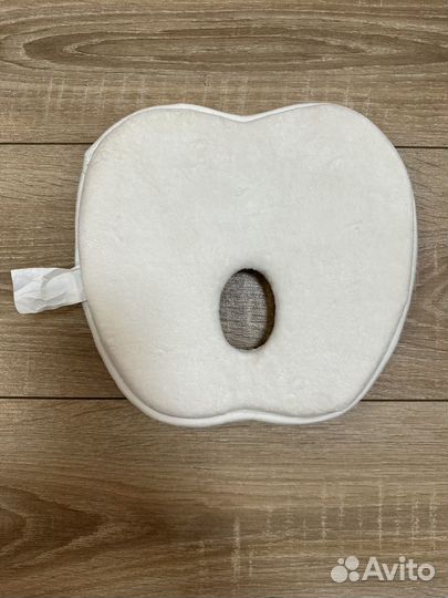 Подушка ортопедическая для новорожденных