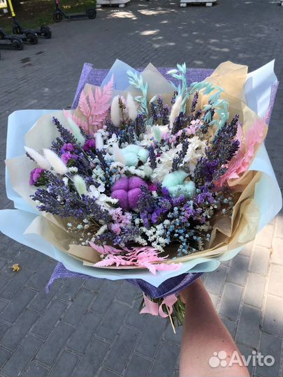 Букет цветов «Лавандовый рассвет»