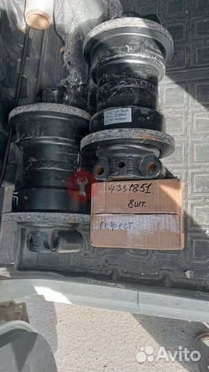 Каток Komatsu PC200-6 205-30-K1300