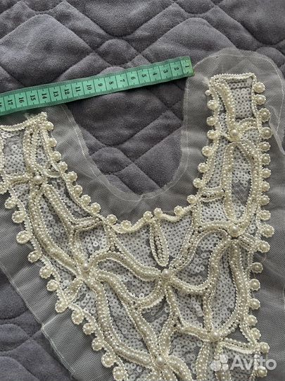 Вставка на сетке, расшитая бусинами