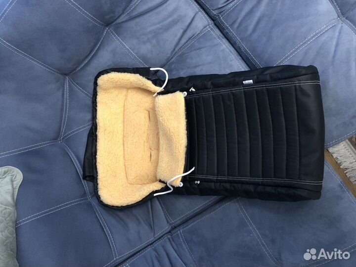 Зимний конверт в коляску на овчине