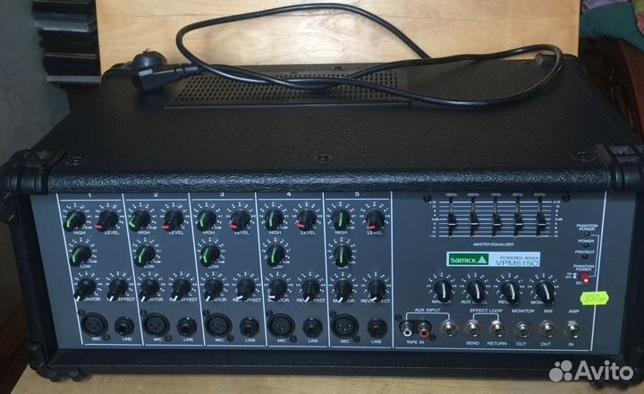 Samick powered mixer VPM-5150