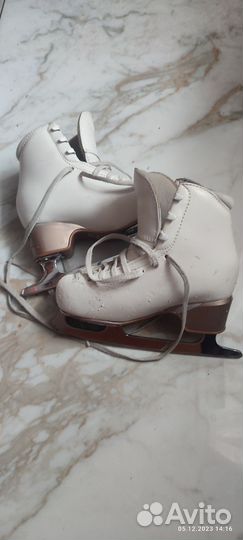 Фигурные коньки edea overture 205