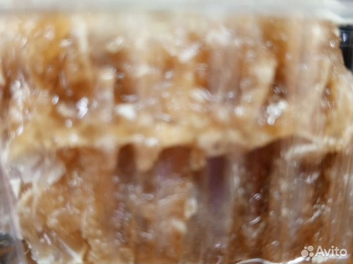 Мёд в сотах в рамке