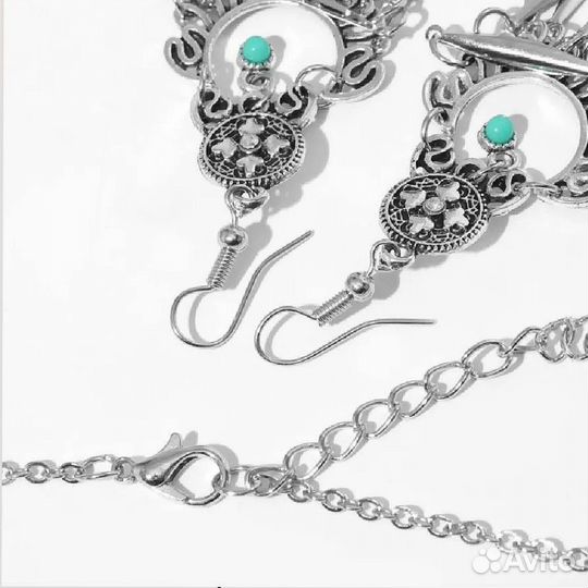 Колье (с кулоном ), серьги, новый