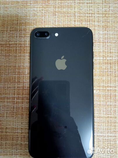 Телефон iPhone 8 plus
