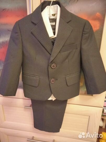 Костюм для мальчика тройка 86-92 размер