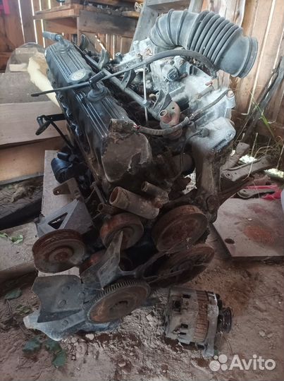Двигатель jeep cherokee 4.0