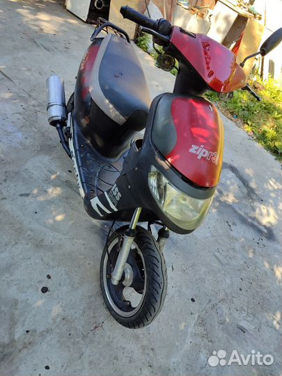Скутер Atlant zip3i 100 куб на обкатке