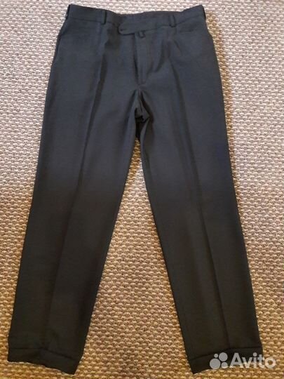 Брюки чёрные классика с манжетами 54 размер