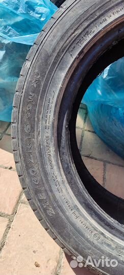 Nokian Tyres Hakka Z 215/60 R16 99W