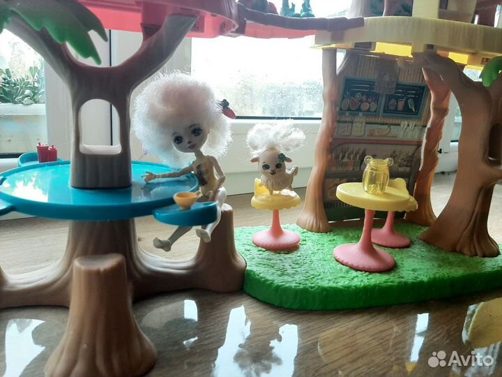 Домик кафе на дереве Enchantimals