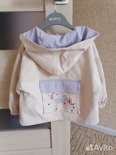 Ветровка для девочки