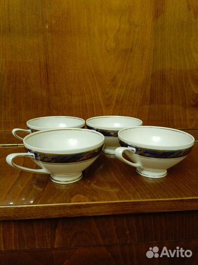 Чайные чашки Rickenbacker