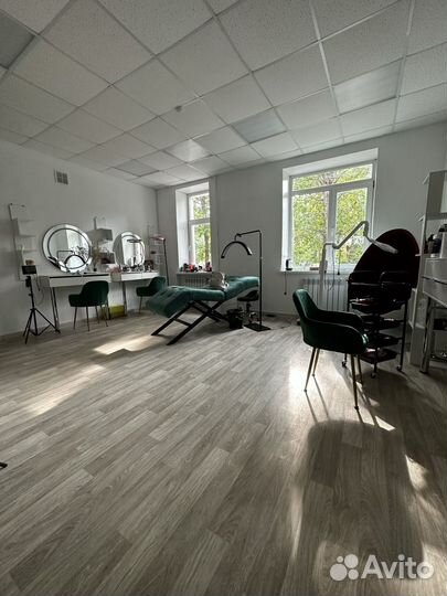 Сдам в аренду место для бровиста/визажиста