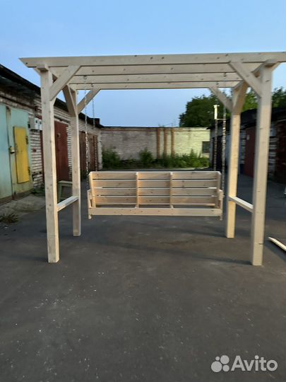 Качели деревянные