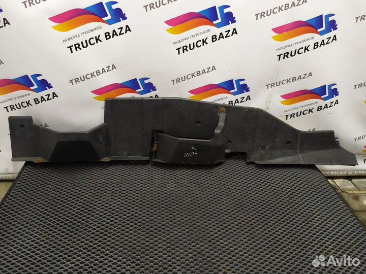 Защита двигателя правая Mercedes-Benz Atego