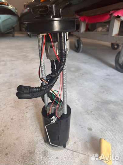 Топливный насос в сборе