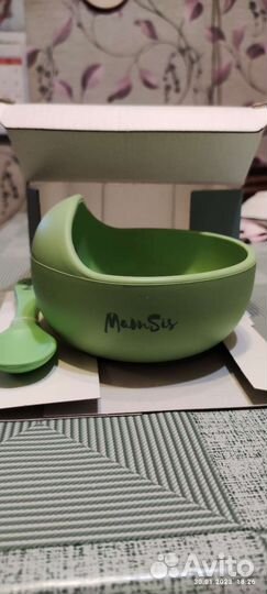 Силиконовая тарелка с ложечкой Mamsis