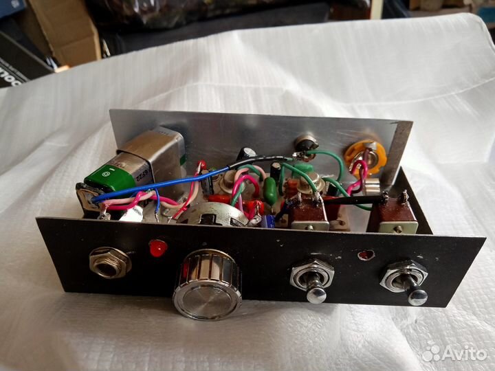 Предусилитель с бустер-фильтром для бас гитары-гит