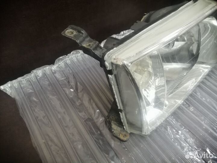 Фары для toyota LC100 оригинал